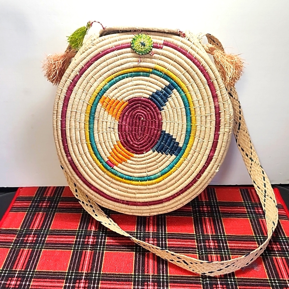 Raffia Round Handbag Decor Item